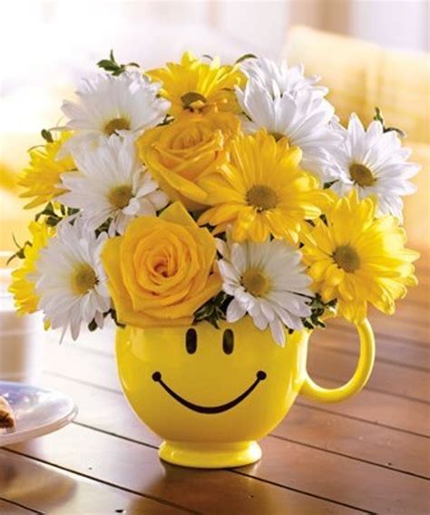 Smile Bouquet - Floral Arrangements - Beneva.com | Flower delivery ...