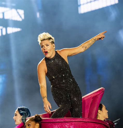 Pink - Performs at Beautiful Trauma World Tour in Austin-12 | GotCeleb