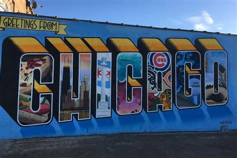 Chicago: Urban Murals, Street Art, Graffiti Walking Tour 2024