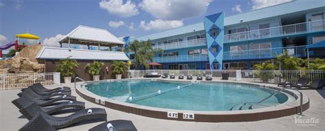 Flamingo Waterpark Resort | Orlando Hotels in Florida