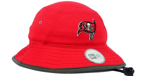 KTZ Tampa Bay Buccaneers Tc Training Bucket Hat in Red for Men | Lyst