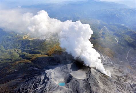 Volcano erupts in central Japan - The Washington Post