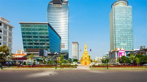 16 Best Hotels in Phnom Penh. Hotels from $7/night - KAYAK