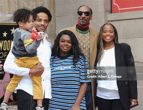 667 Snoop Dogg Family Stock Photos, High-Res Pictures, and Images ...