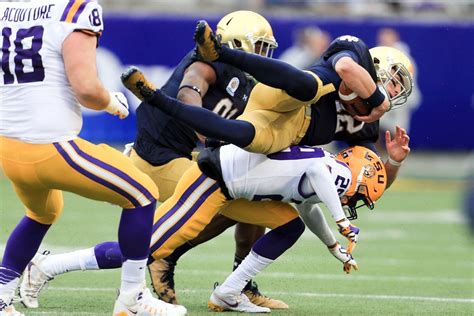 WATCH: Notre Dame Wins Incredible Citrus Bowl Over LSU, 21-17 - One ...