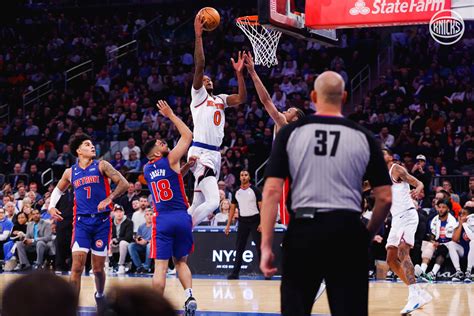 Knicks on the Court: October 21 vs. Pistons Photo Gallery | NBA.com