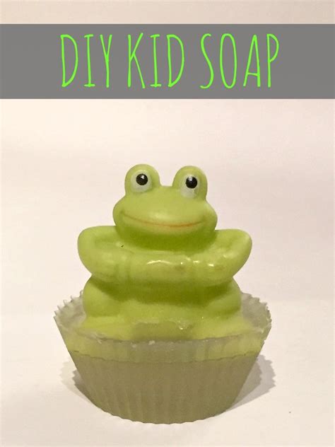 How To Make Soap For Kids - An Easy DIY Gift | Family Focus Blog