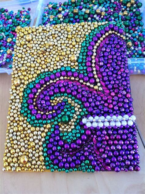 17 Best images about Crafting w/ Mardi Gras Beads on Pinterest | Crafting, Ceiling lamps and ...