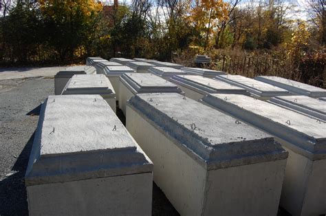 Monocrete Steps Inc.: We manufacture Concrete Burial Vaults