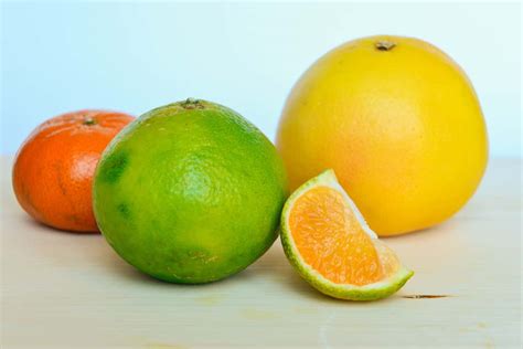 What is Ugli Fruit? What it Tastes Like & Comparison to Oranges