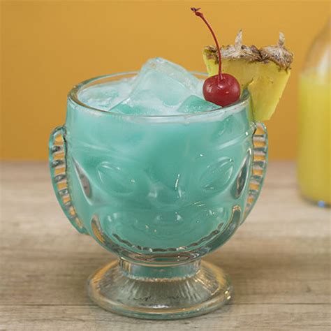 Blue Hawaii Cocktail Recipe | Home Bar Menu