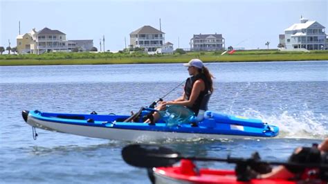 Avez-vous Vu Ce Kayak Propulsé Par Jet Qui Peut Aller Jusqu'à 32 Mi / H [VIDEO]