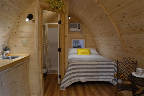 Glamping pod | Modern small house design, Tiny house interior design, Tiny house cabin