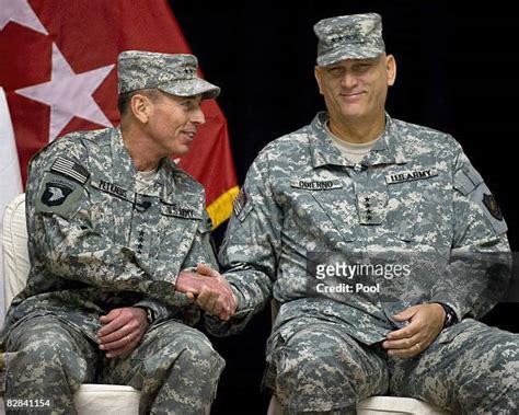 593 Us General Raymond Odierno Stock Photos, High-Res Pictures, and Images - Getty Images