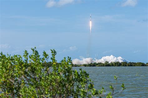 SpaceX launches Falcon 9 booster for second time in three weeks - Space News & Blog Articles ...