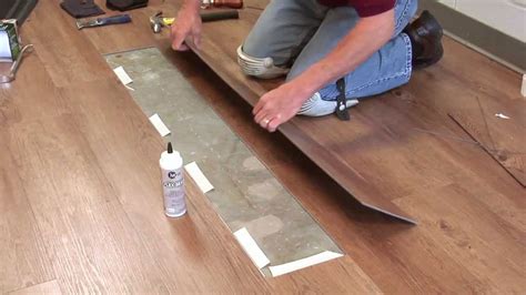 How to fix a laminate floor that got wet and avoid damage