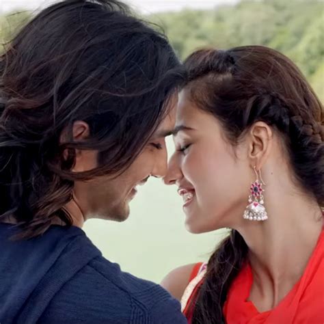 Checkout: Sushant Singh Rajput and Disha Patani's Beautiful song "Kaun ...