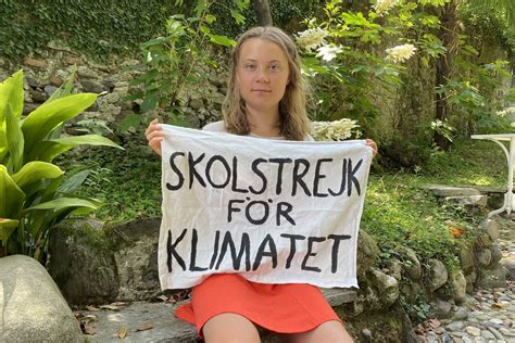 Greta Thunberg on Twitter: "Climate strike week 205. #FridaysForFuture #ClimateStrike https://t ...