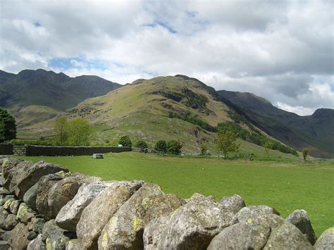 Starting Out - Walk Langdale Pikes | Great Langdale Camping … | Flickr