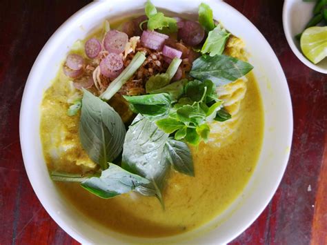 Khmer Noodles in Korea: A Recipe for Num Banh Chok | Asia Society