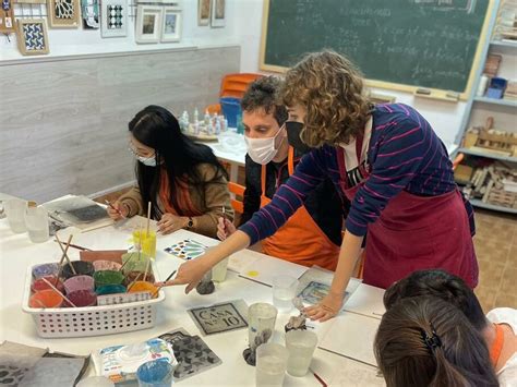 Triana Pottery Class, Seville | kimkim