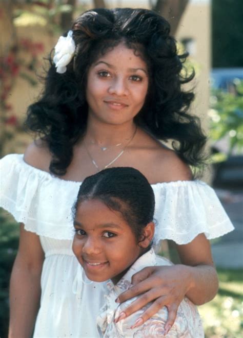 Lovely Pics of La Toya Jackson Together With Her Young Sister Janet ...