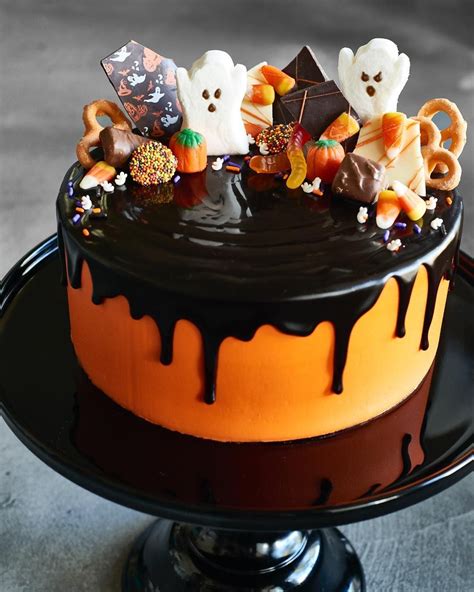 Our Halloween-themed Classic Cakes are now available in-store or for pre-order! Order yours by ...