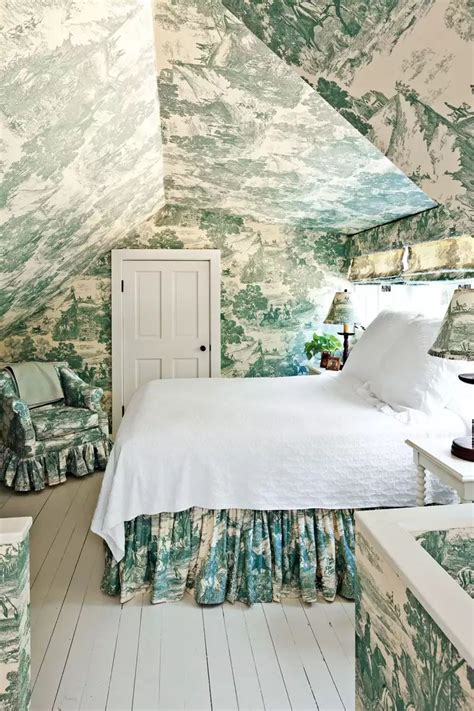 12 Toile Wallpaper Ideas for a Dreamy French-Inspired Home