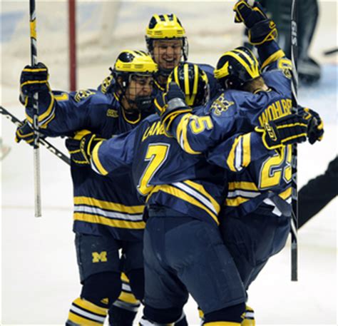 Michigan hockey team reaches NCAA regional final with 5-1 win over ...