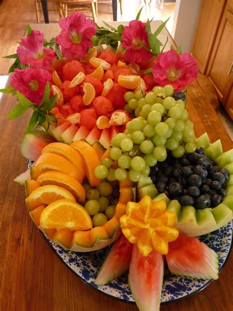 Beautiful fruit arrangement | Fruit arrangements, Fruit, Fruit and ...
