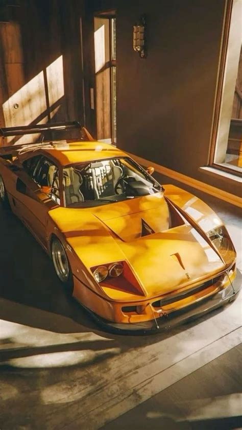 Yellow Ferrari F40 | Auto's en motoren, Auto's, Oldtimers