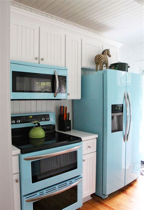 28 Inspiring Colorful Kitchen Appliances - DigsDigs