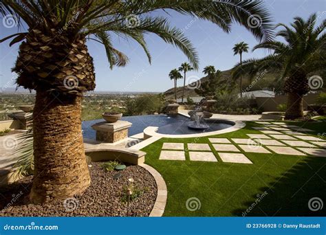 Negative Edge Modern Outdoor Swimming Pool Stock Photo - Image of ...