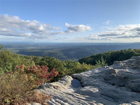 Black Mountain Overlook in Crab Orchard, TN [OC] : r/Tennessee