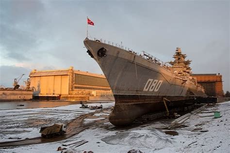 Russian Kirov class battlecruiser Admiral Nakhimov in Sevmash [1109 × 740] : drydockporn