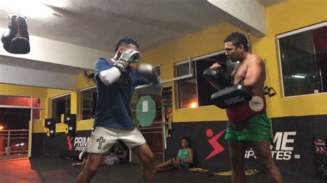 Charles Oliveira (UFC) training - YouTube