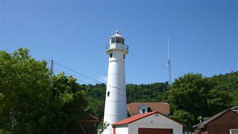 Munising Range Lighthouses | Michigan