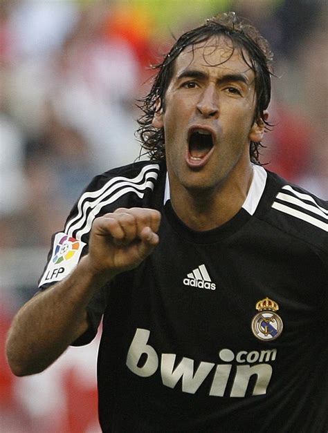 The Best Footballers: Raul Gonzalez is a striker Real Madrid of Spain