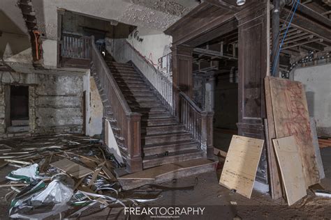 Exploring a Historic and Haunted Hotel The Preston Springs Hotel | FREAKTOGRAPHY