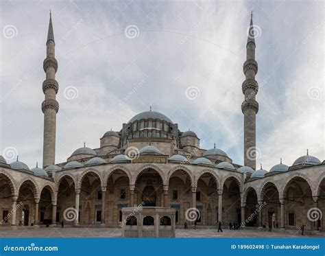 Suleymaniye mosque editorial stock photo. Image of dome - 189602498