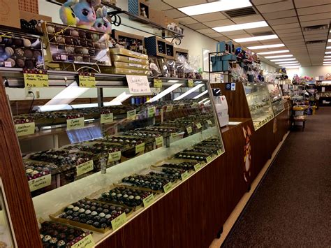 Stutz Candy Shop – Right at the Factory! Hatboro PA – Retro Roadmap