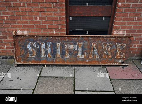 Shiplake railway station hi-res stock photography and images - Alamy