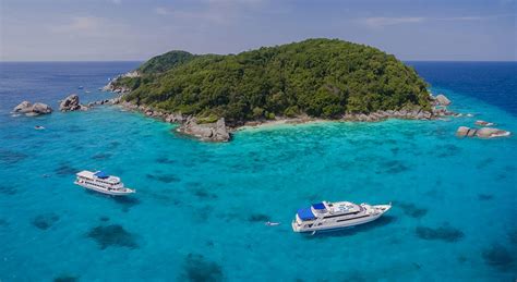 Similan Islands - Diving in the Similan Islands National Park