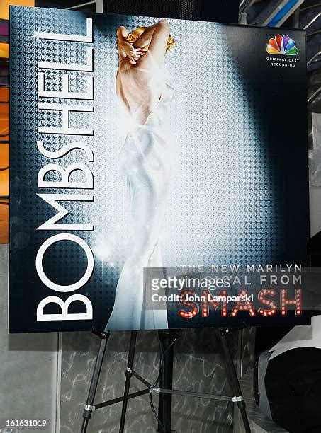 15 Bombshell The Complete Smash Cast Recording Meet Greet Stock Photos, High-Res Pictures, and ...