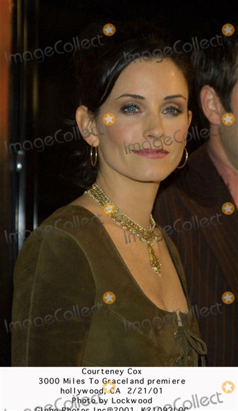 Photos and Pictures - Courteney Cox 3000 Miles to Graceland Premiere ...