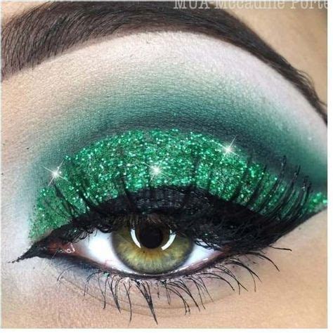 27+ trendy makeup eyeshadow green eyes glitter | Sparkle eye makeup, Glitter eyes, Green ...