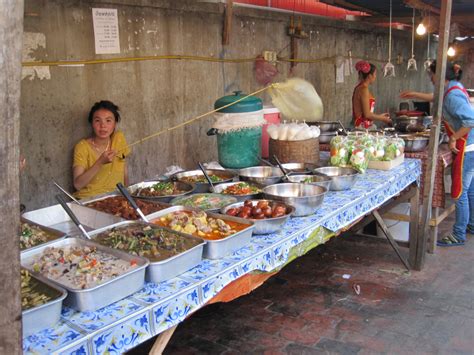 Hungry Woman Eats: Street Food (Luang Prabang, Laos)