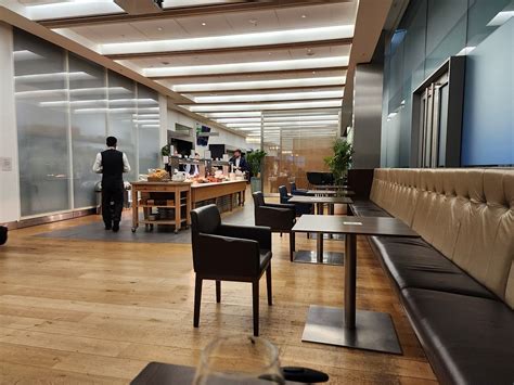 LHR: British Airways Galleries First Lounge London Heathrow review | Loungeindex | Images & Photos