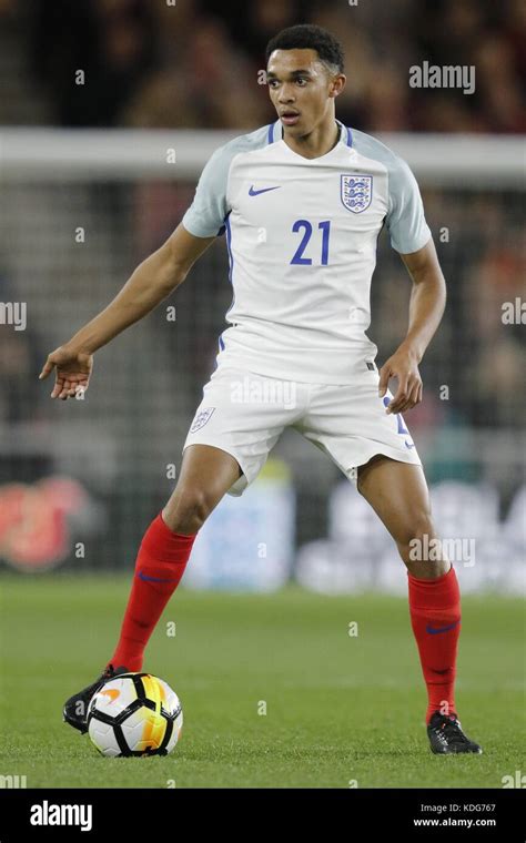 Trent alexander arnold england hi-res stock photography and images - Alamy