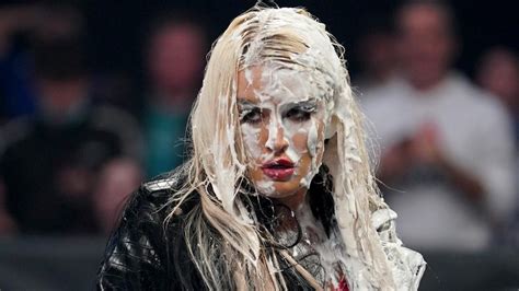 Toni Storm Reacts To Charlotte Flair WWE SmackDown Pie Segment - WrestleTalk